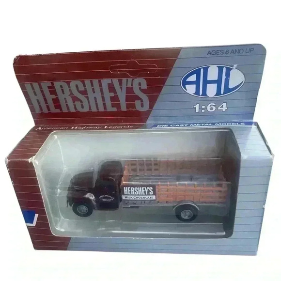 AHL American Highway Legends
Hershey's vintage truck 1:64 New Die
Cast Models - Picture 10 of 13
